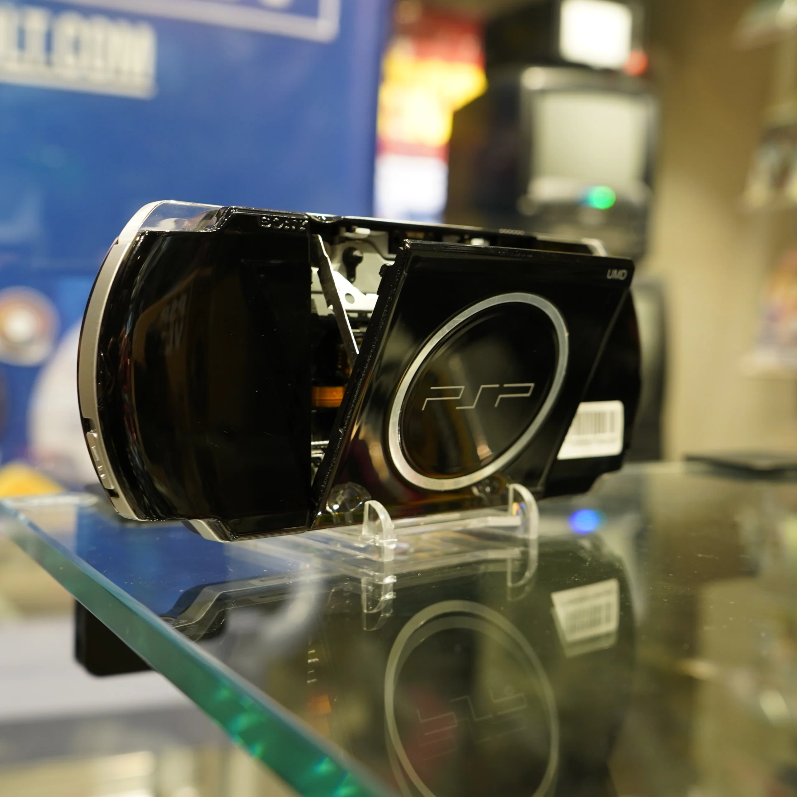 PSP 3000 128GB - Piano Black - Image 5