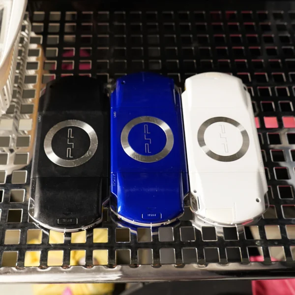 Sony PSP-1000 - Image 3