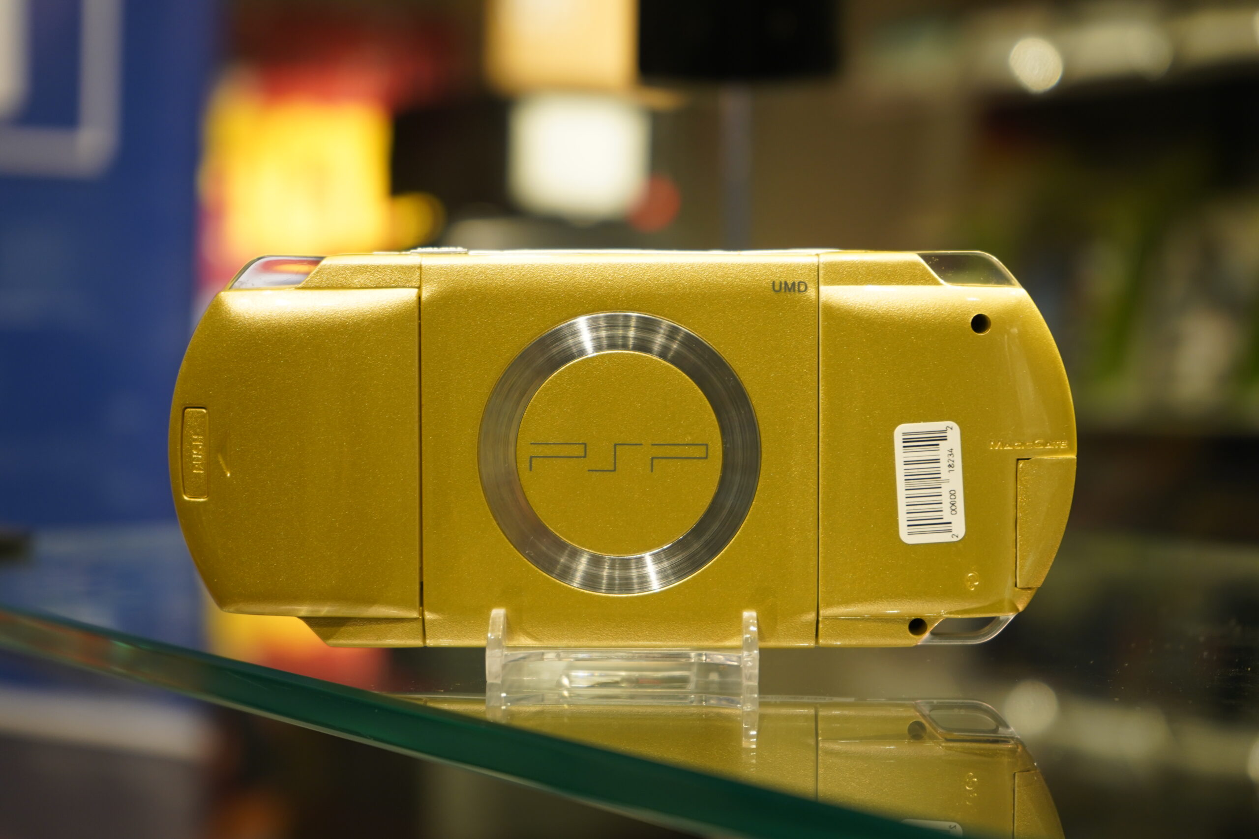 PSP 1000 128GB - Champagne Gold - Image 3