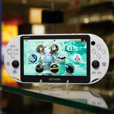 Home New 26 Glacier White PS Vita Slim front view