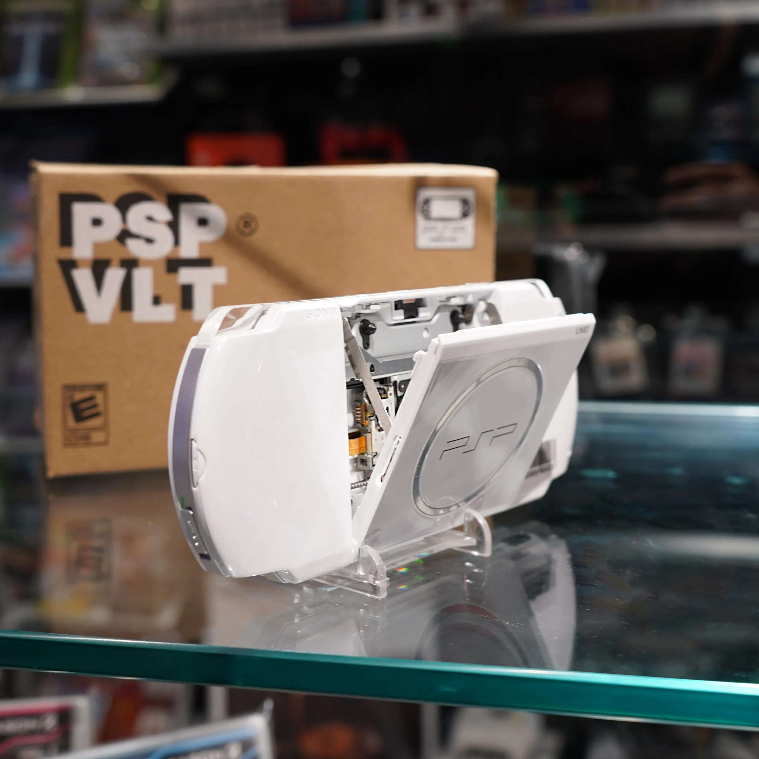 PSP 3000 128GB - Pearl White 4 PSP 3000 128GB - Pearl White - Image 4