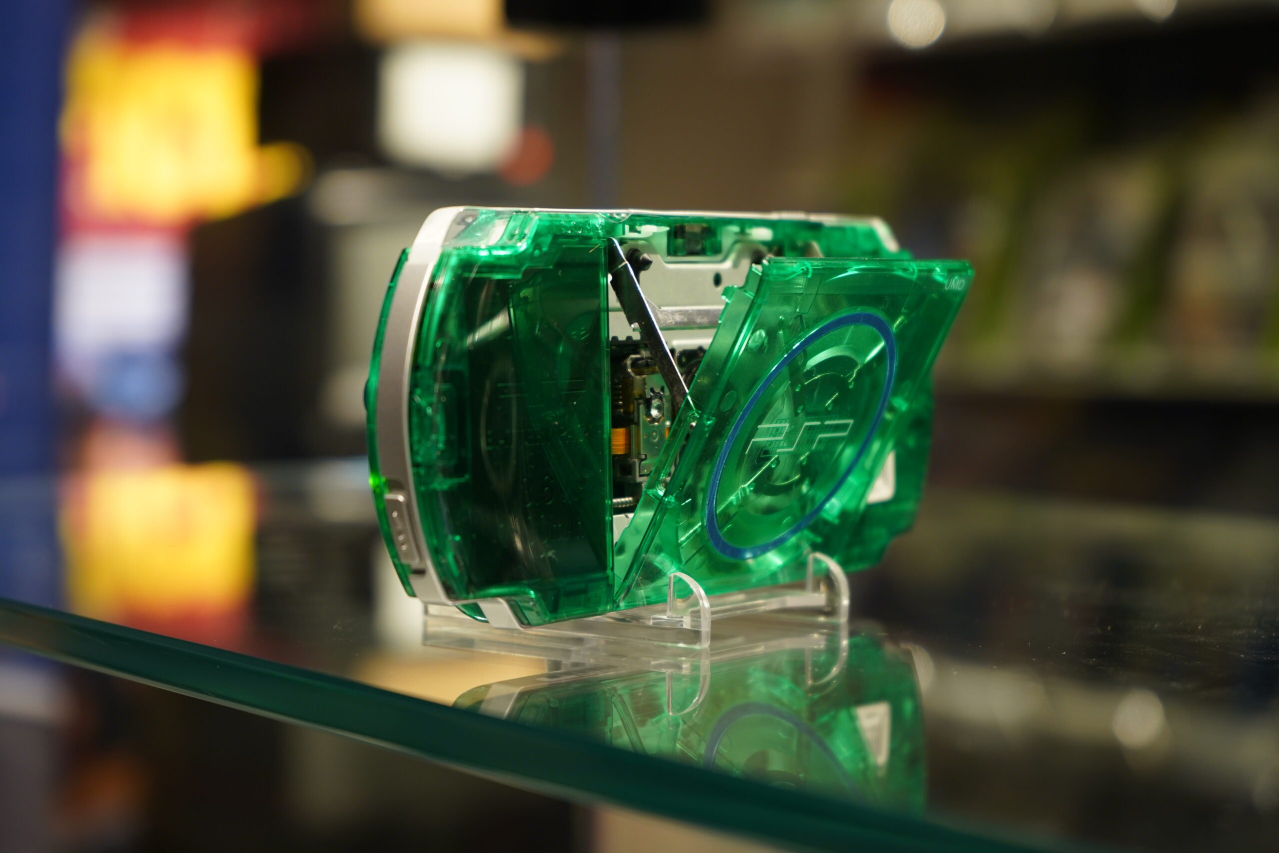 PSP 3000 128GB - Matrix Green 4 PSP 3000 128GB - Matrix Green - Image 4