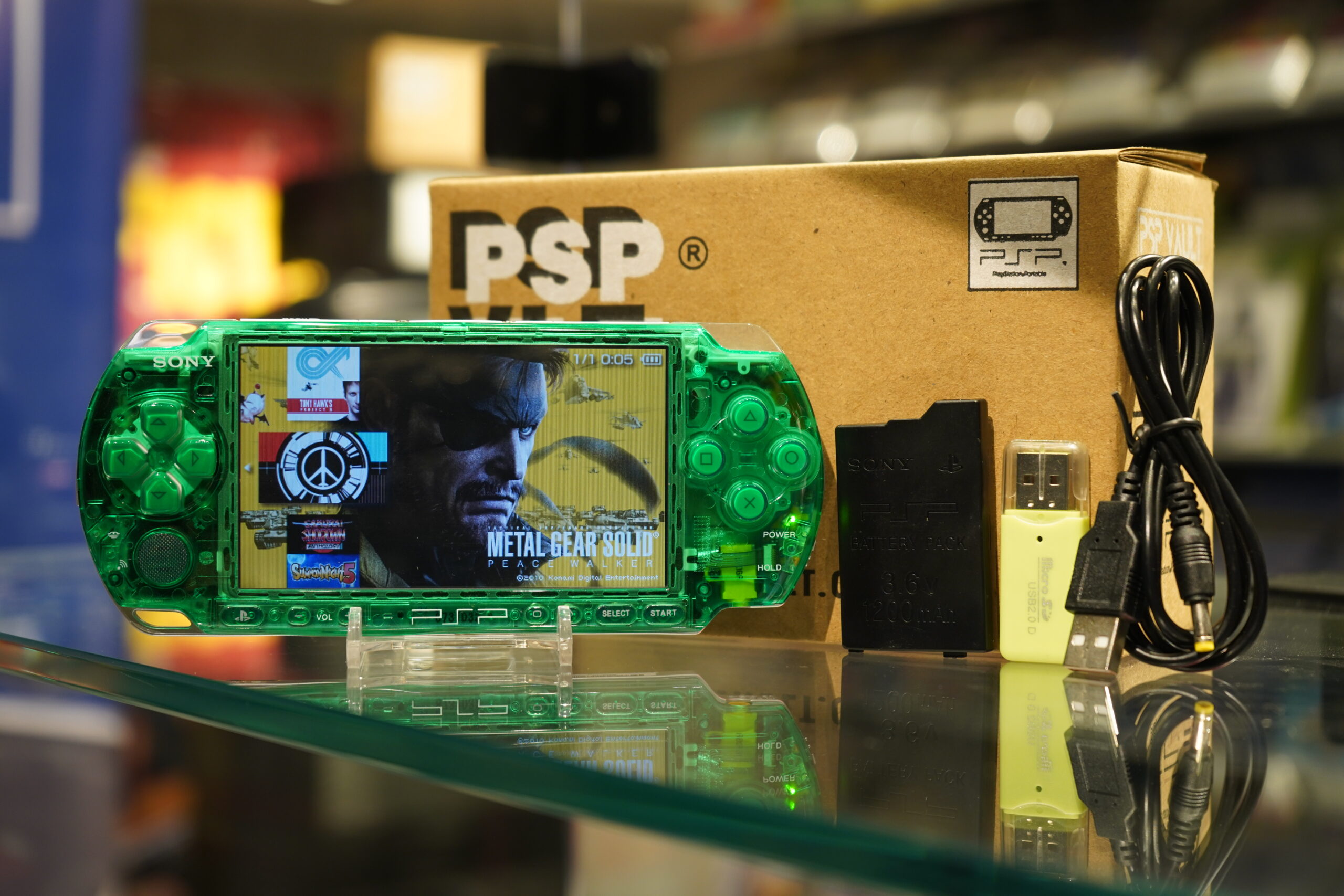 PSP 3000 128GB - Matrix Green 2 PSP 3000 128GB - Matrix Green - Image 2